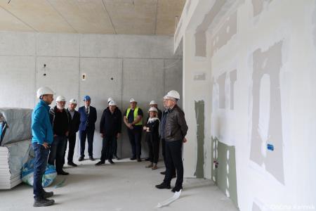 Ogled gradbišča nove Osnovne šole Frana Albrehta in seznanitev s potekom del občinskih svetnikov (23)